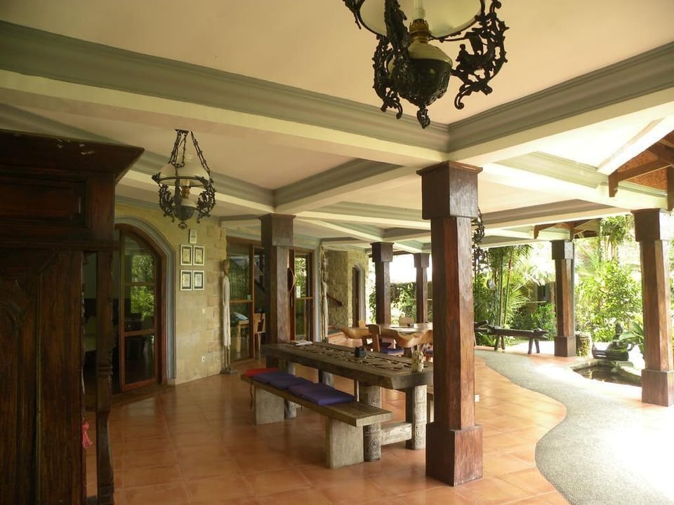 Luxury 1 Br Family Room #Z154 Vacation rental in Tampaksiring