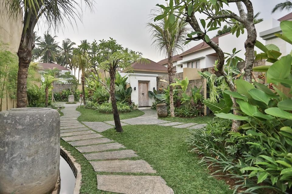 Adore 2 BR Pool Villa #Z109 Villa in Sukawati