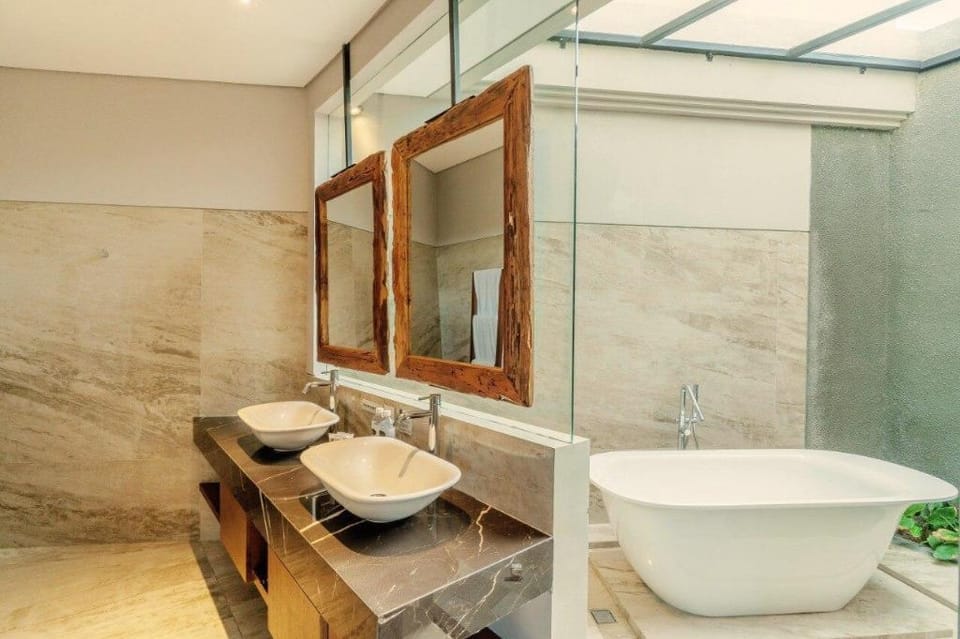 Entire 3BR Pool Villa at Nusa Dua #Z106 Villa in Bali