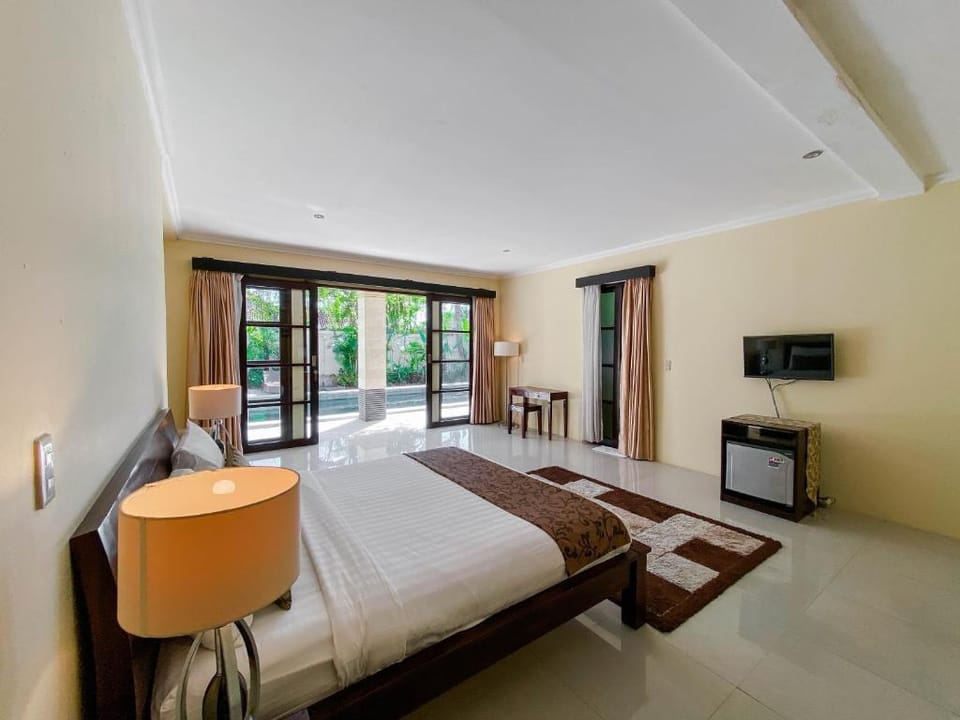 Luxury  2 BR Private Pool Villa #PZ7 Villa in North Kuta