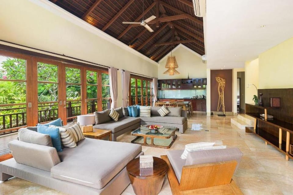 Cozy 3 BR Private Pool Villa at Ungasan #EZ61 Villa in Bali