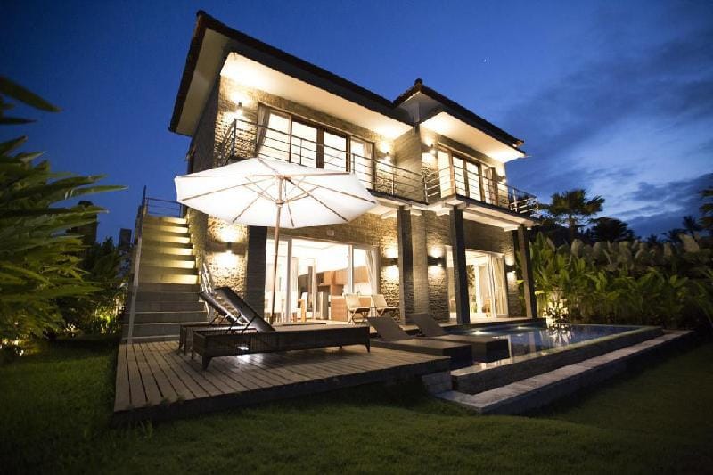2BR Private Pool +Field View +GYM Inside +Spa Bath Villa in Ubud