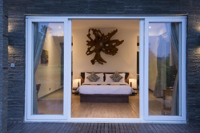 2BR Private Pool +Field View +GYM Inside +Spa Bath Villa in Ubud