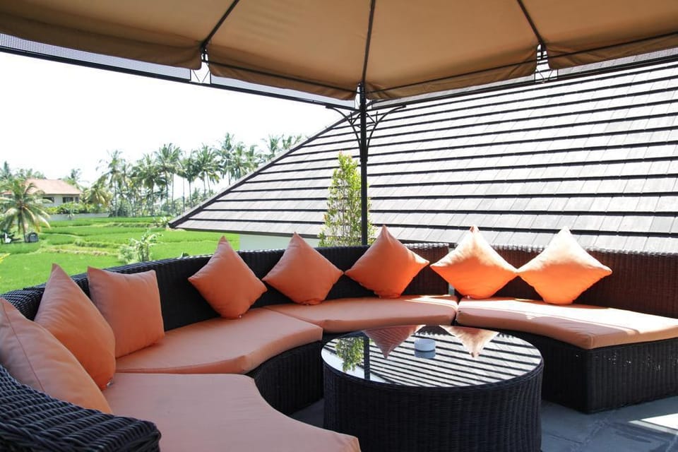 1BR Quite Place Private Pool with Rice Field View  Villa in Ubud