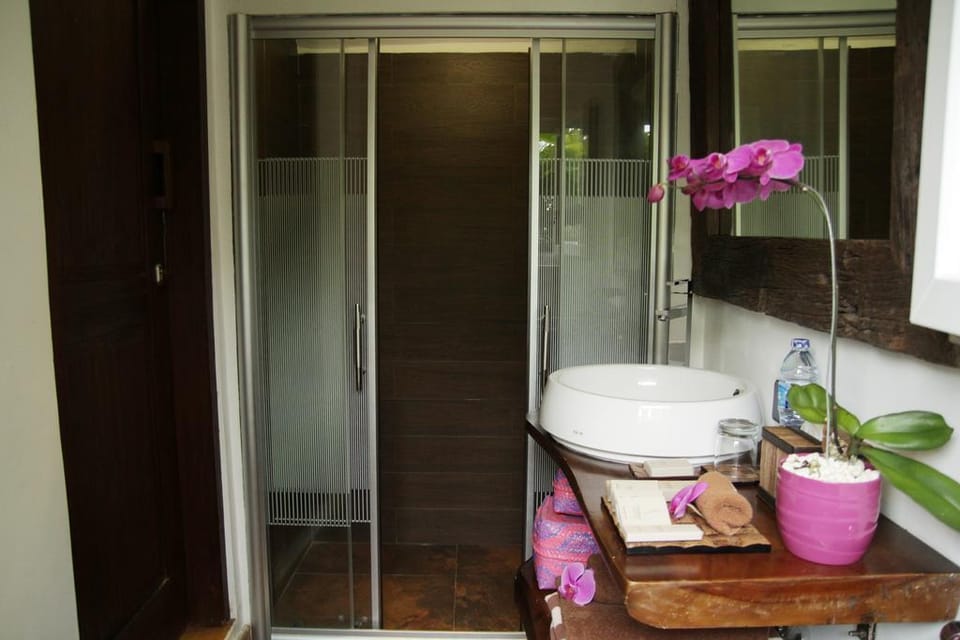 1BR Quite Place Private Pool with Rice Field View  Villa in Ubud