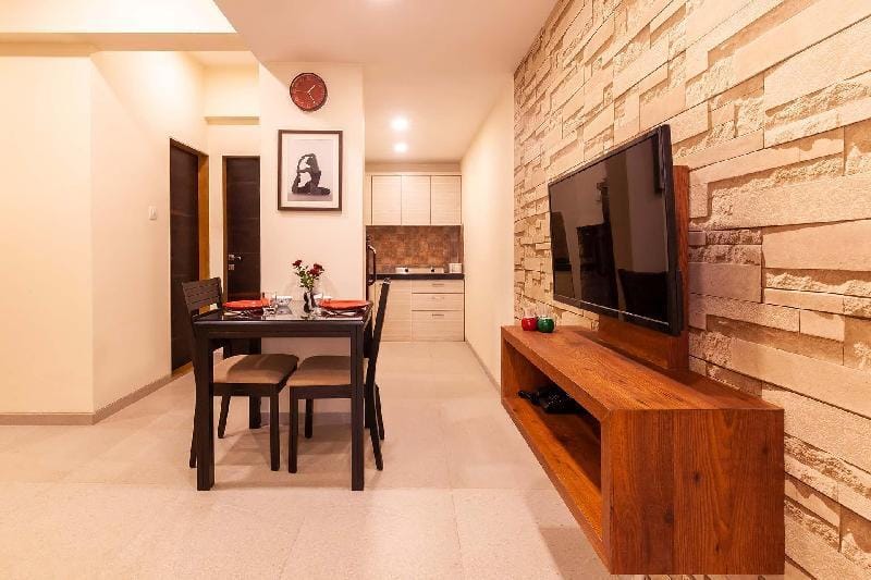 StayVista's Serene Nook - Pet-Friendly Villa with Jacuzzi & Terrace Vacation rental in Maharashtra