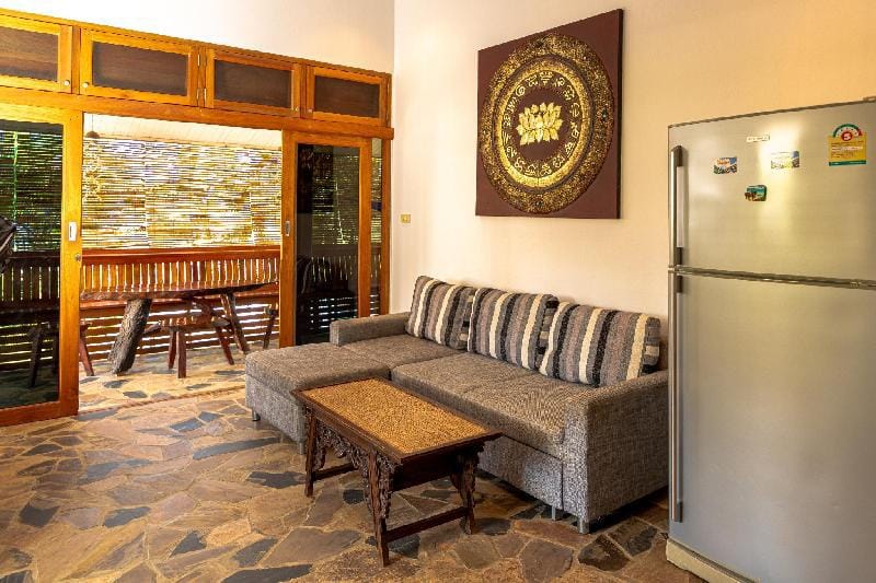 Baan Pumichai family house Vacation rental in Prachuap Khiri Khan, Thailand