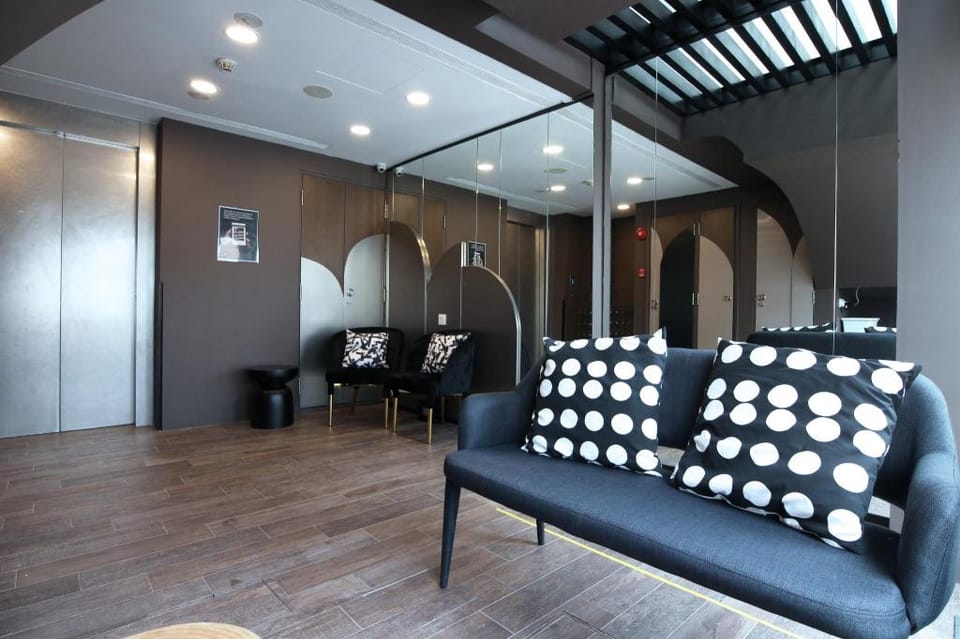 ST Signature Bugis Beach, DAYUSE, 5 hours: 4PM-9PM Hotel in Singapore