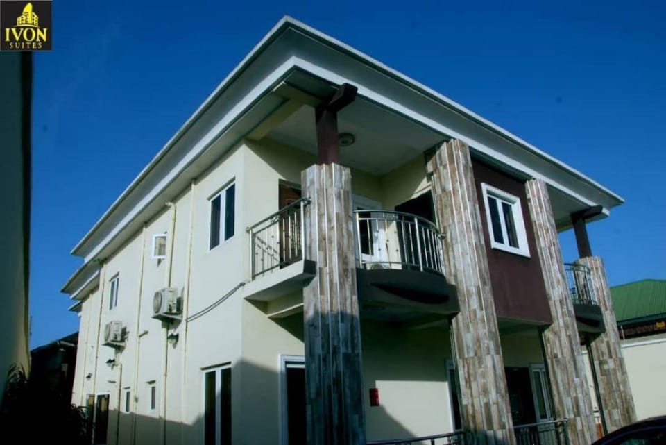 Ivon Suites Hotel in Lagos