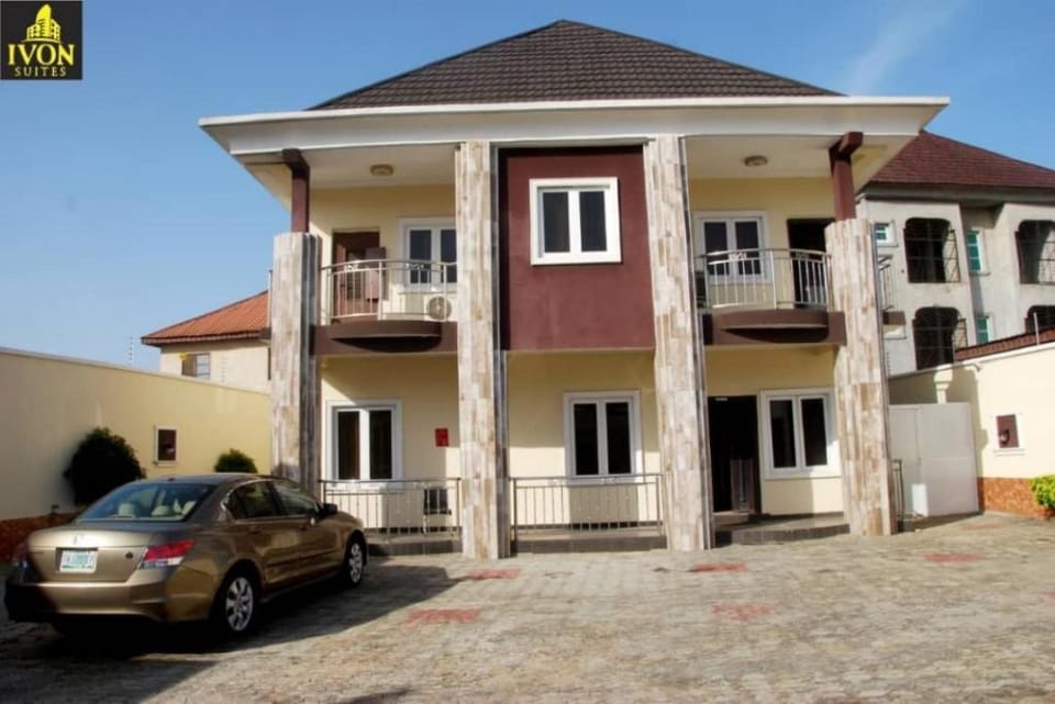Ivon Suites Hotel in Lagos