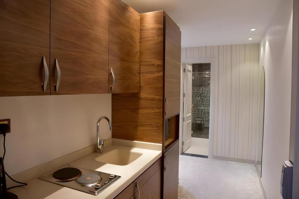 Crown City Hotel Apartment in Riyadh