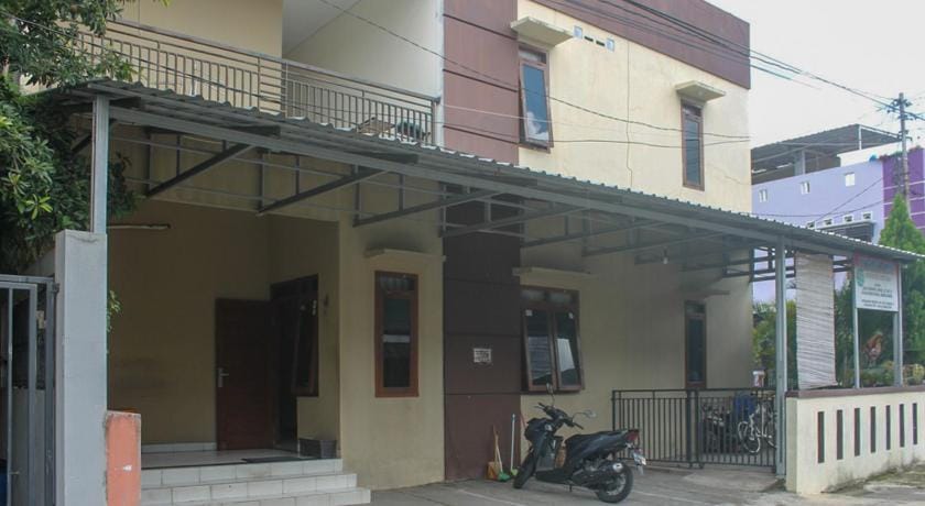 KoolKost Syariah near Universitas Ahmad Dahlan Kampus 1 Bed and Breakfast in Yogyakarta