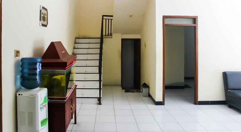 KoolKost Syariah near Universitas Ahmad Dahlan Kampus 1 Bed and Breakfast in Yogyakarta