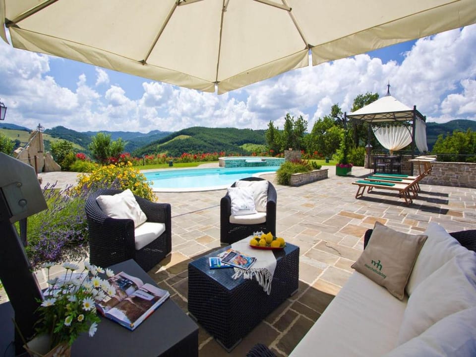 Belvilla by OYO La Rocca Estate Hotel in Umbria