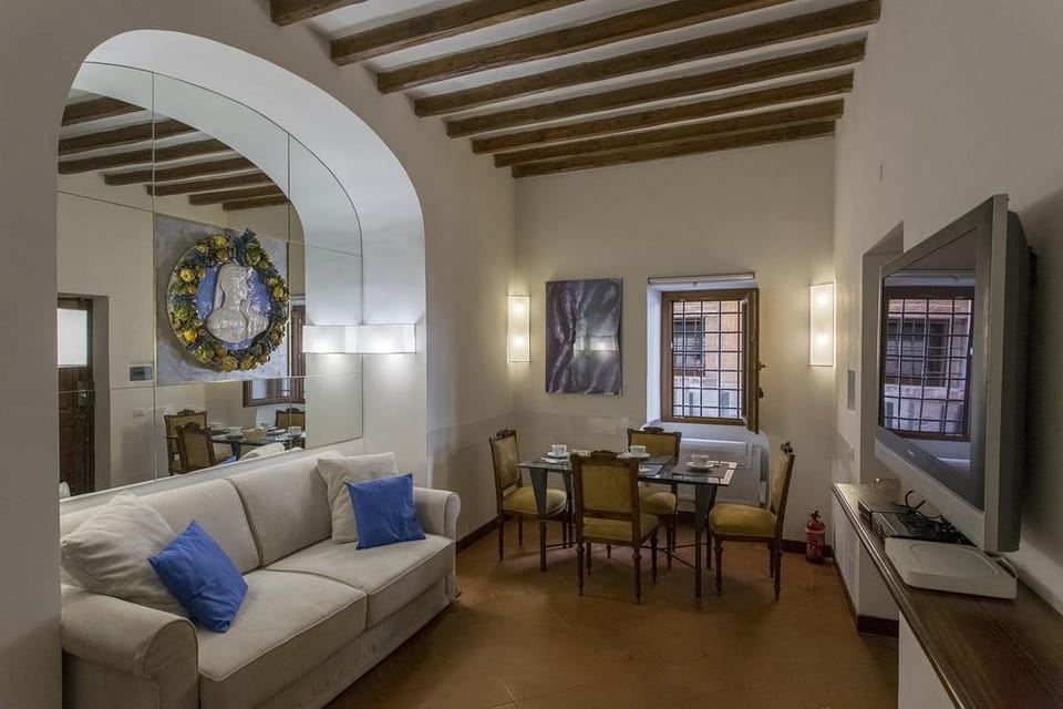 Luxury Apartment piazza Navona Apartment in Rome