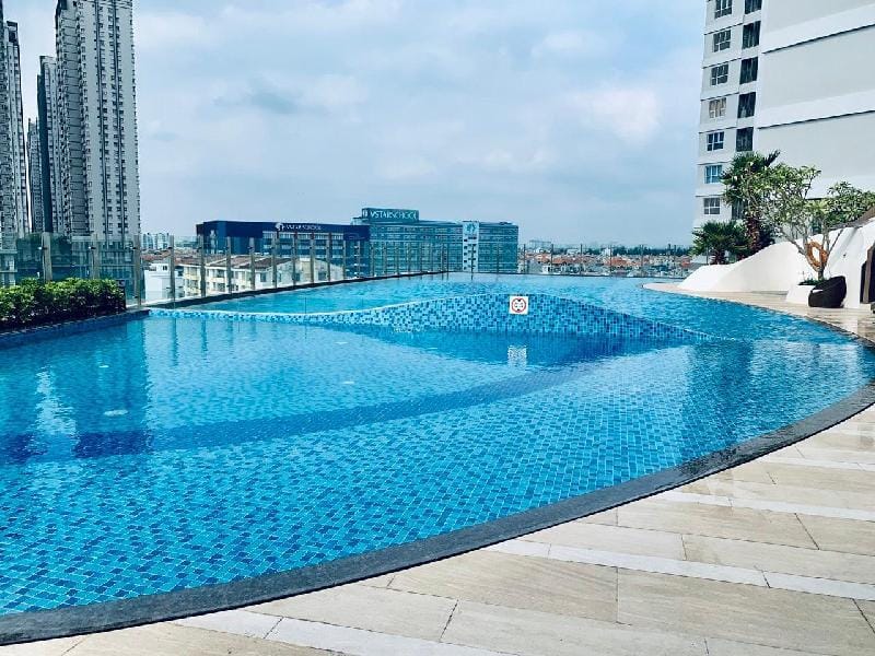 STUDIOLEE with pool and gym near by district 1 Apartment in Ho Chi Minh City
