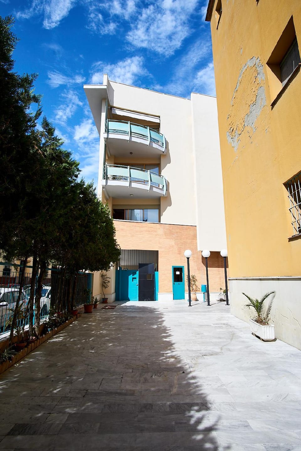 Luminoso y tranquilo apartamento en Triana Apartment in Seville