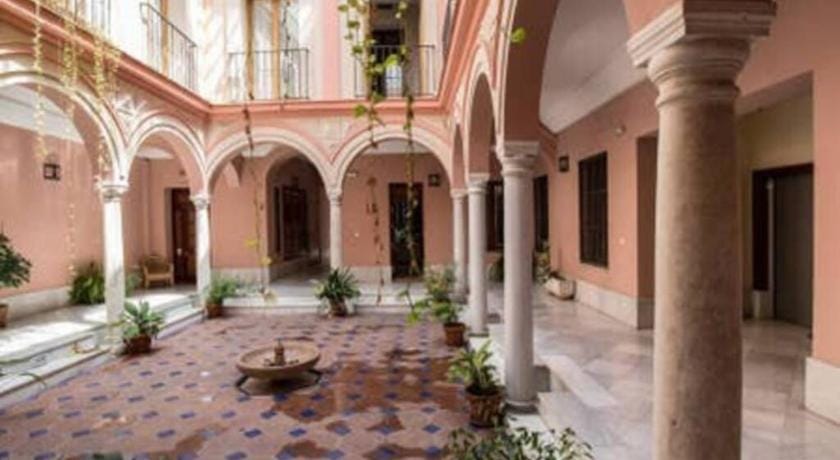 Goyeneta Central Deluxe Palace Apartment in Seville