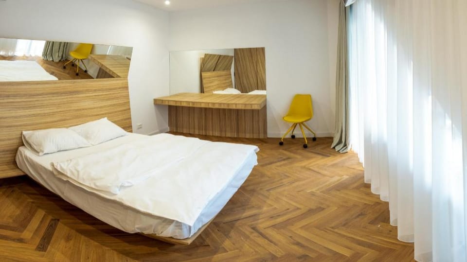 Grand Three Bedroom Apartment Apartment in Bucharest