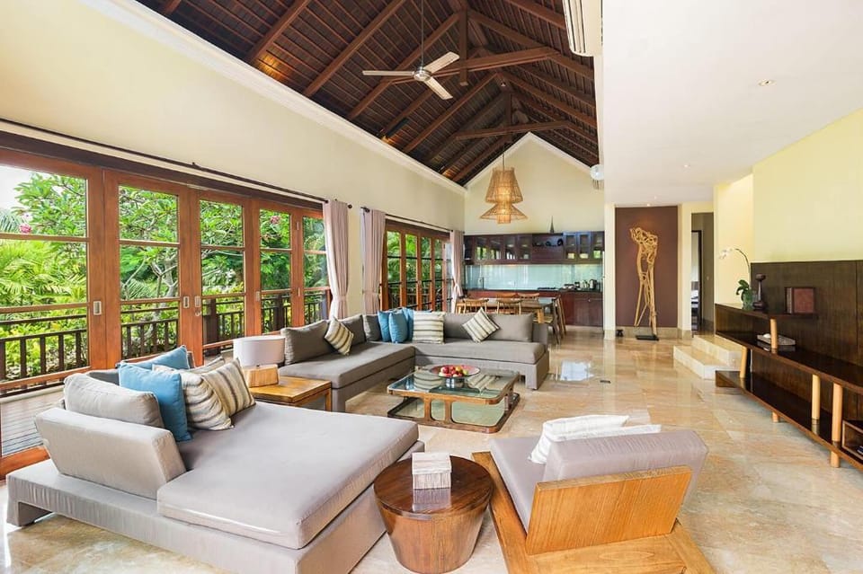 Three BR Pool Villa-Breakfast#KKJ Villa in Bali