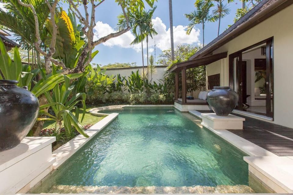 Two BR Villa with Private Pool-Breakfast#VAB Villa in North Kuta