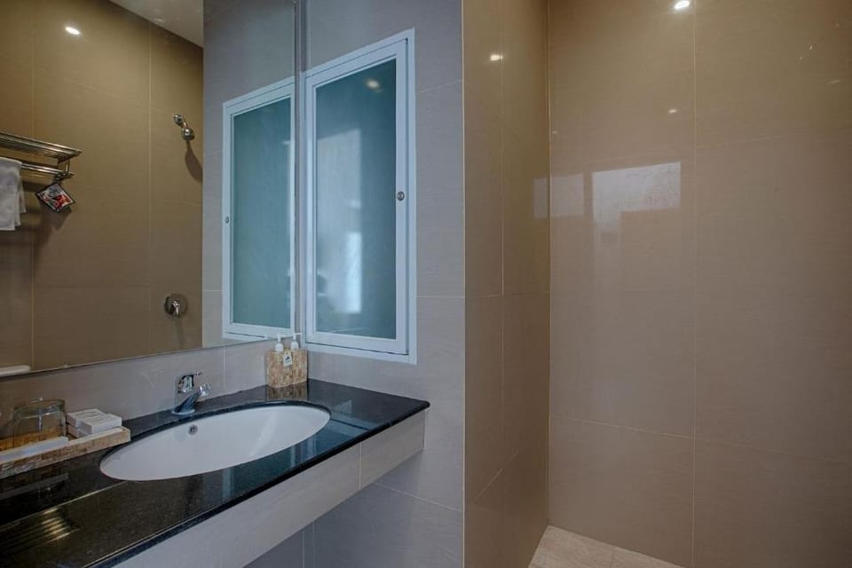 Cozy Deluxe Room With Shared Pool #PZ29 Apartment in North Kuta