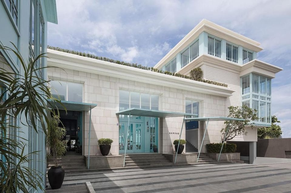Premier Balcony #PB7 Villa in North Kuta