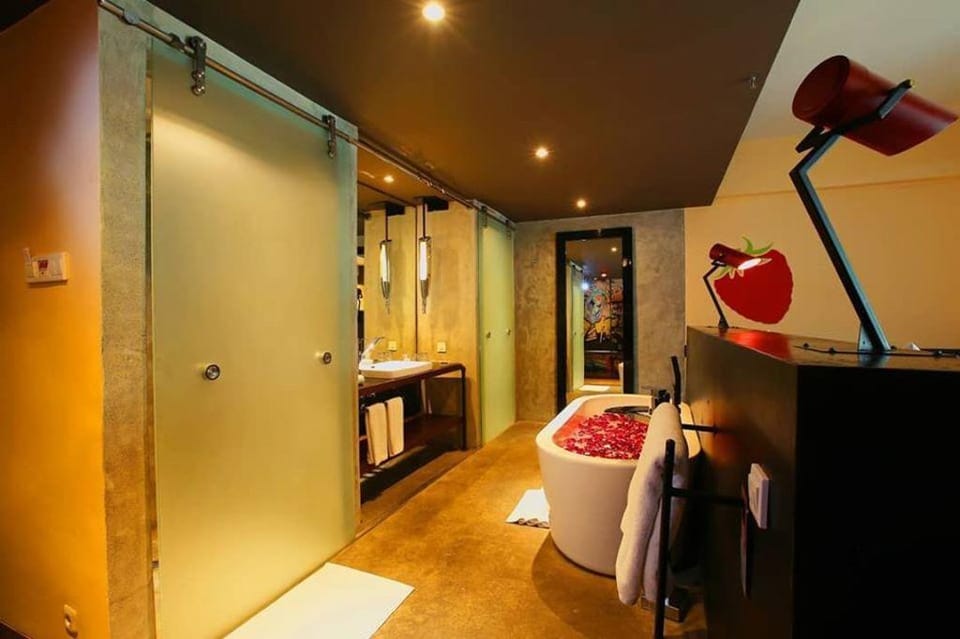Beautiful 1 BR Deluxe Room IR19A Apartment in North Kuta