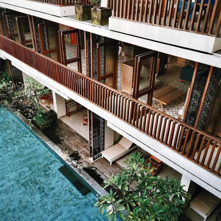 Luxury 1 BR Suite with Pool View IR60A Apartment in North Kuta