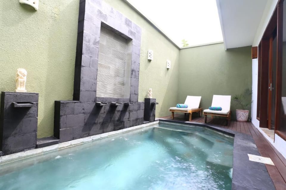 Romantic 1 BR Private Pool Villa IR45A Villa in Kuta
