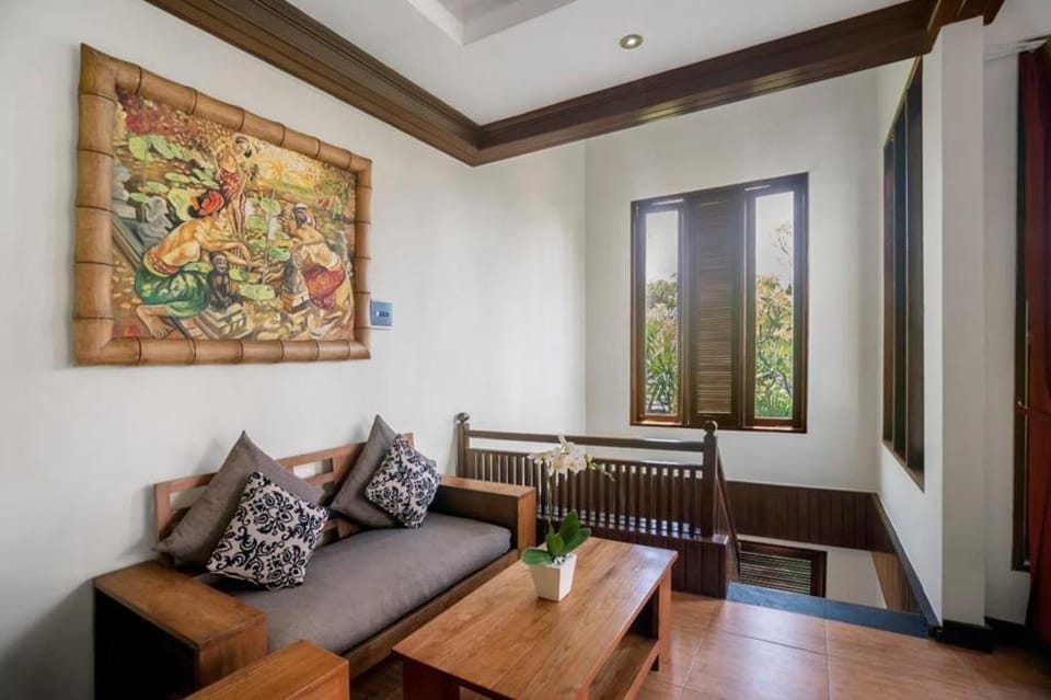 Three BR Villa with Private Pool-Breakfast#BDS Villa in Kuta