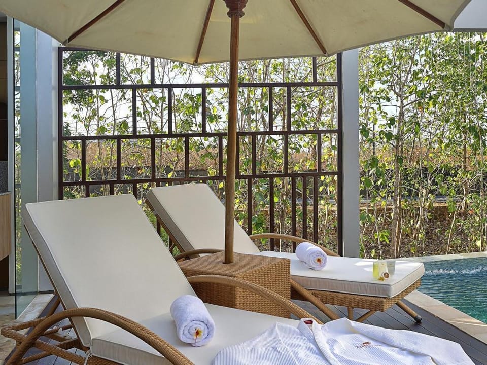 Entire 2BR Villa with Private Pool #PZ15 Villa in Kuta Selatan