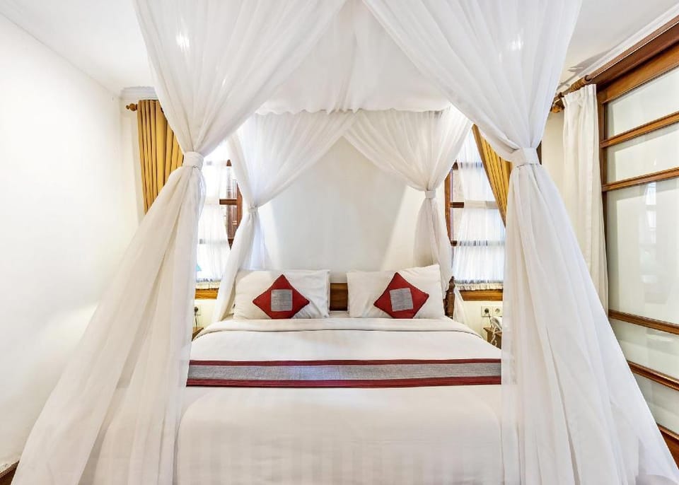 1 BR Villa with Private Pool-Breakfast#DVS Villa in Kuta