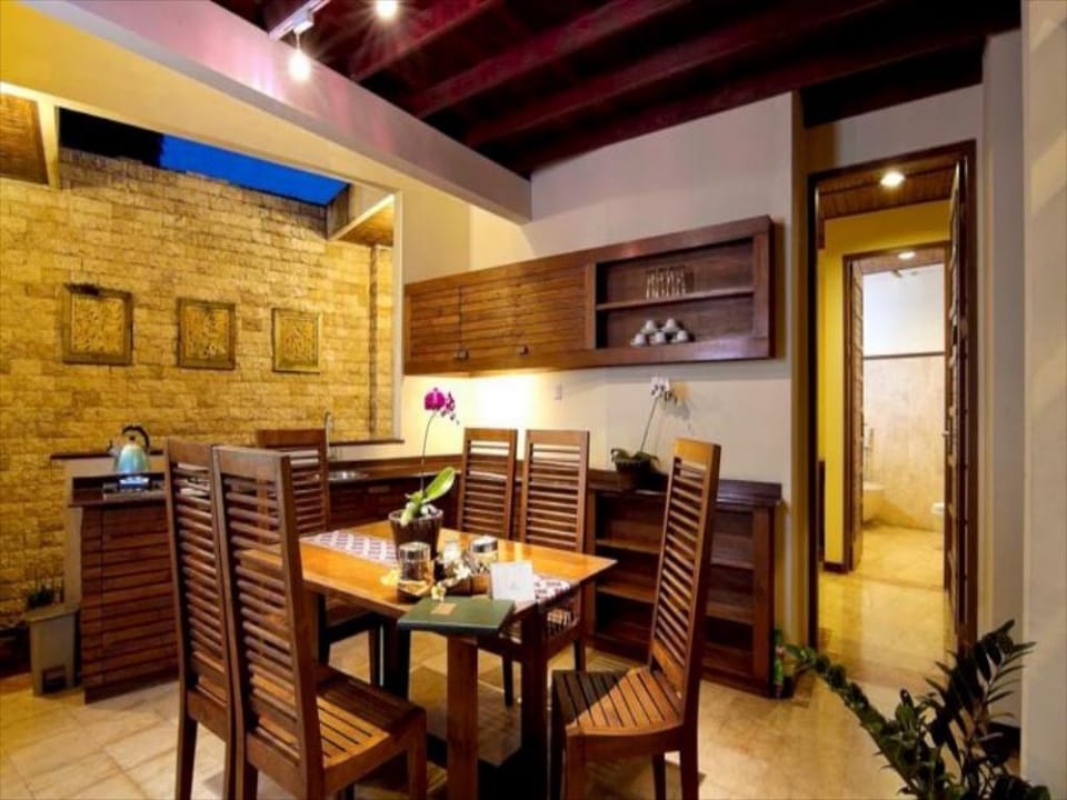 Deluxe Pool Villa-Breakfast#DVS Villa in Kuta