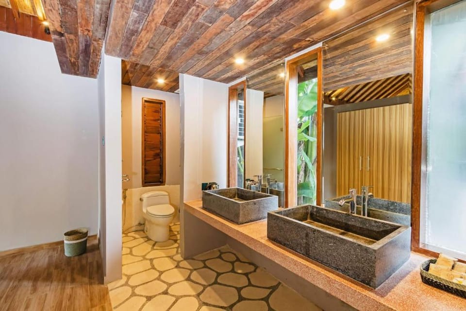 Cozy 1BR Bungalow with Garden View IR03A Vacation rental in North Kuta
