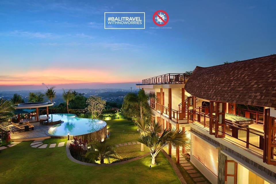 Luxury 5 BR Private Pool #K220 Villa in Kuta Selatan