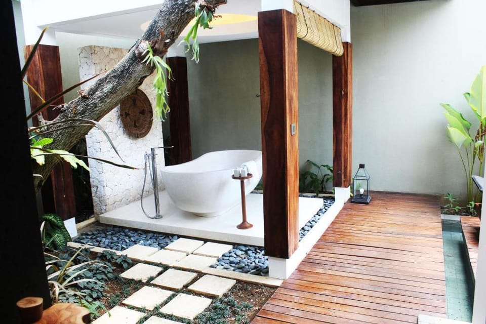 Romantic 1 BR Deluxe Pool #PZ4 Villa in North Kuta