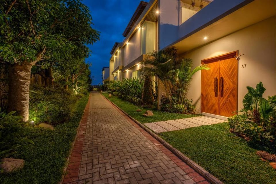 Cozy 2 BR Private  Pool Villa #K328 Villa in Kuta Selatan