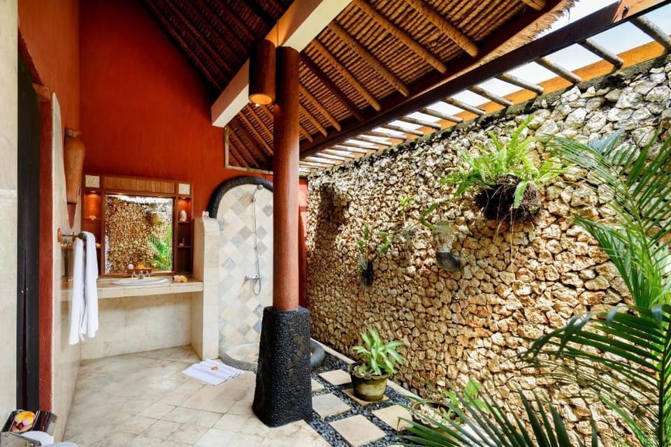 Romantic 1 BR Executive Suite #K196 Vacation rental in North Kuta