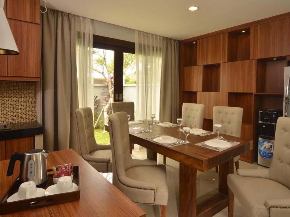 Catra 3 BR Villa with Private Pool DH51 Villa in North Kuta