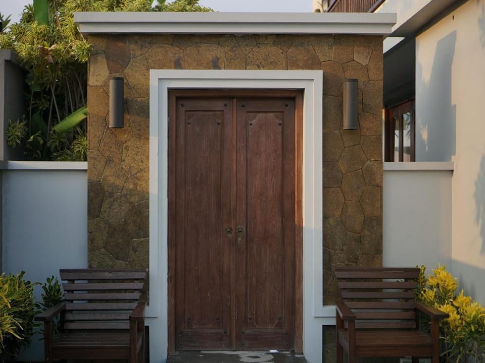 Catra 3 BR Villa with Private Pool DH51 Villa in North Kuta