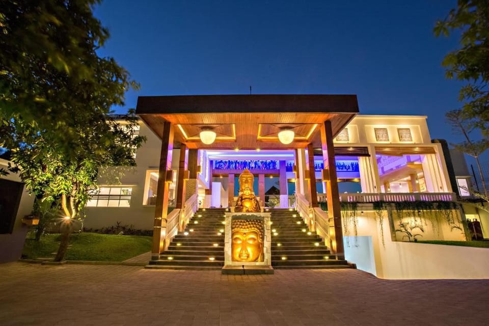 Comfortable 1 BR Deluxe Pool View NE92A Villa in North Kuta