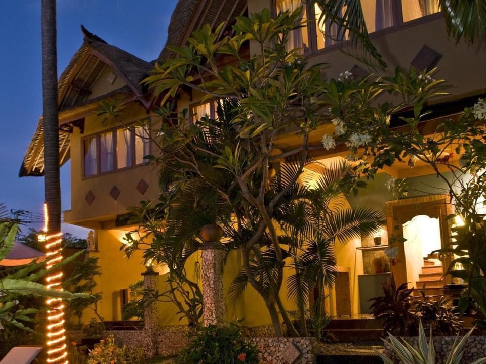 Luxury 1 BR Bungalow Room #PR43 Villa in North Kuta