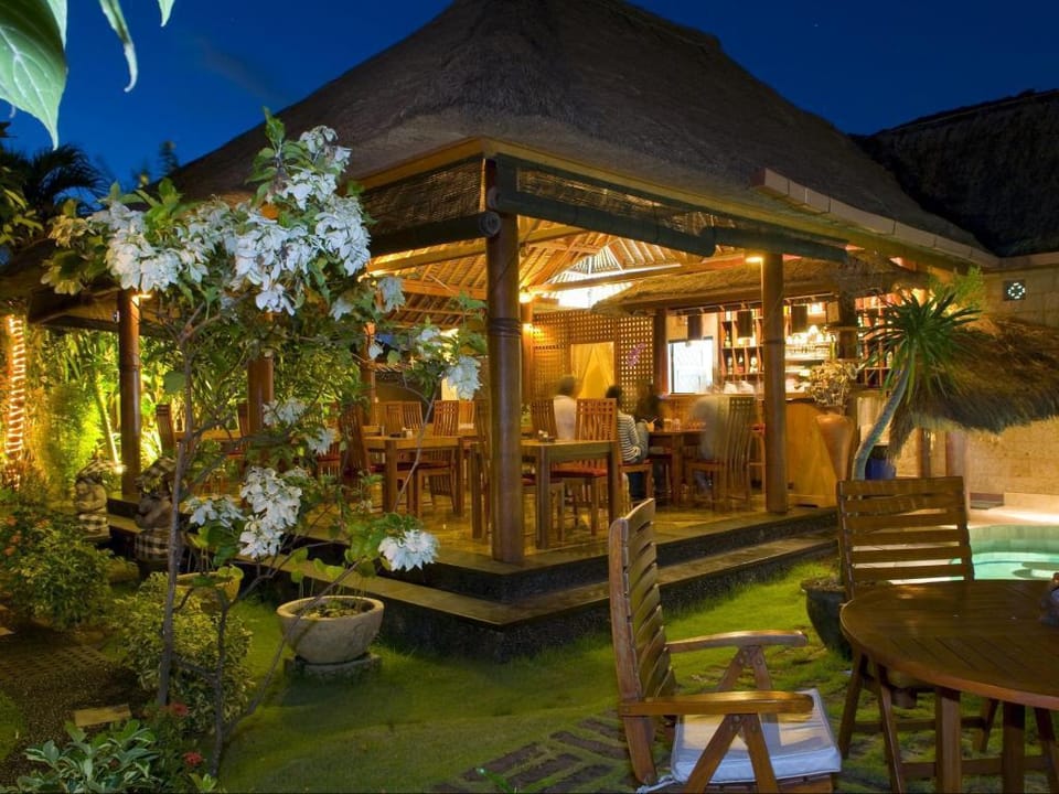 Luxury 1 BR Bungalow Room #PR43 Villa in North Kuta