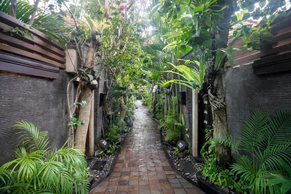 Luxury 1 BR Suite Villa with Private Pool #V446 Villa in Kuta