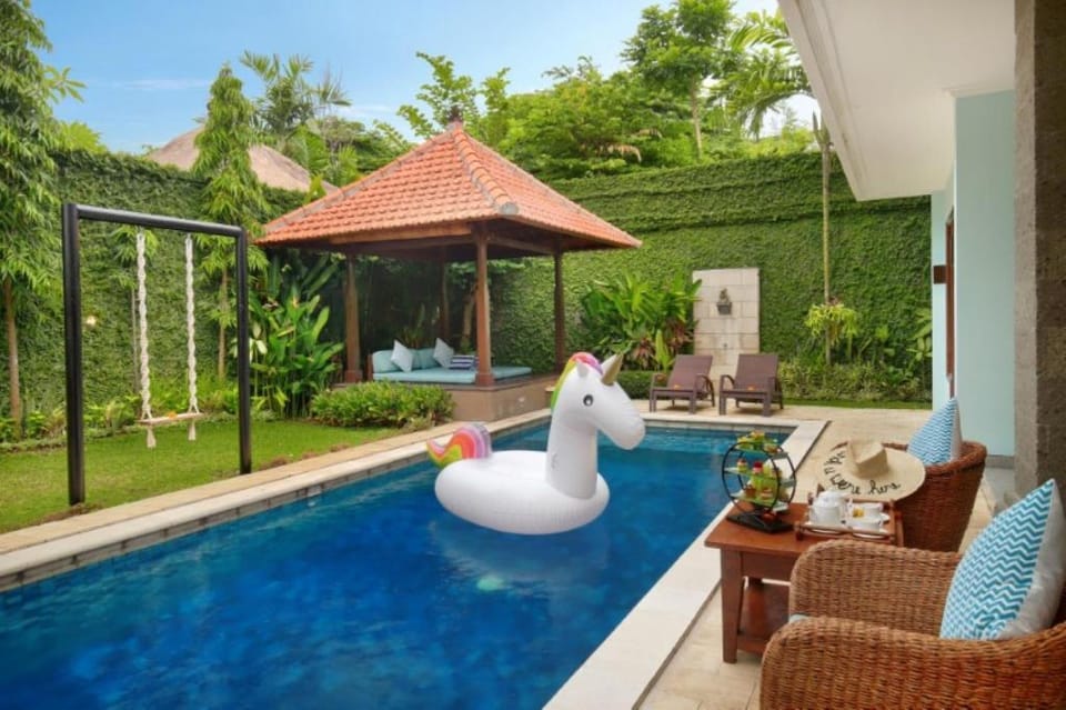 Entire 3 BR Villa W/Private Pool Seminyak #NE Villa in North Kuta