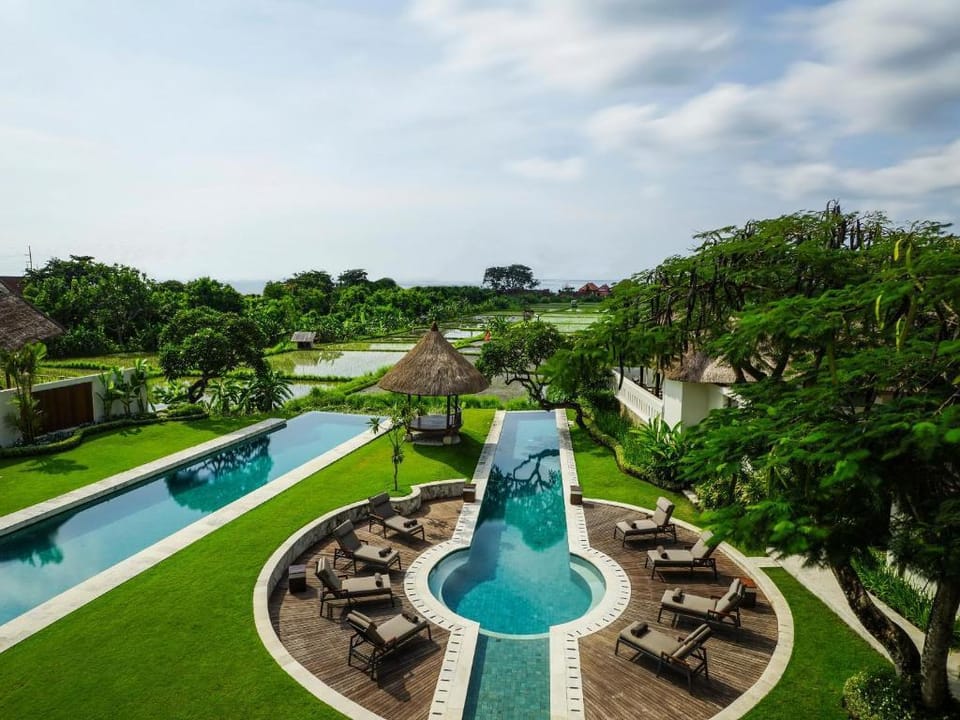 Entire 1 BR Private Pool Villa #V424 Villa in Sukawati