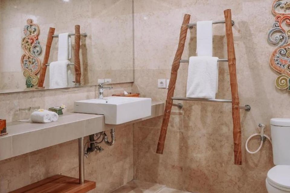 Stylish 1 BR Alam Lanai Room #V422 Vacation rental in Kuta