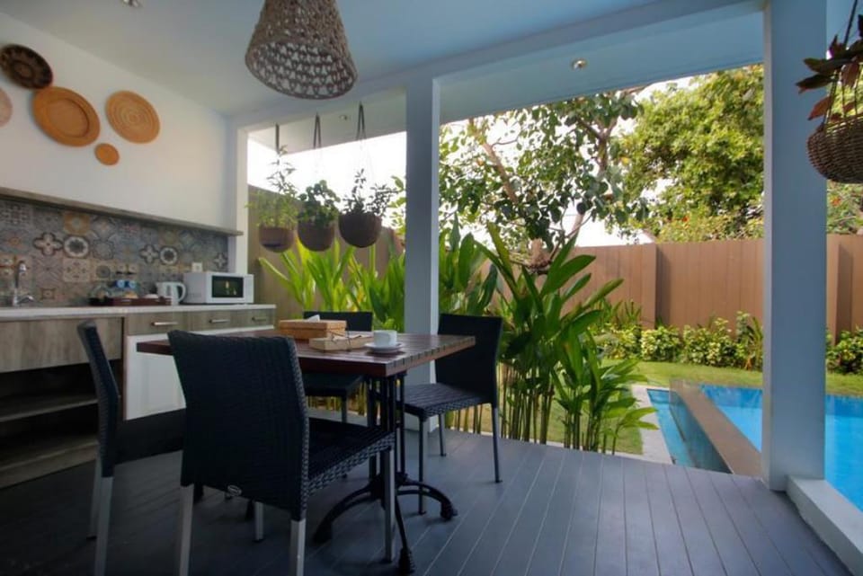 Cozy 1 BR Suite Private Pool Villa #V405 Villa in Kuta Selatan