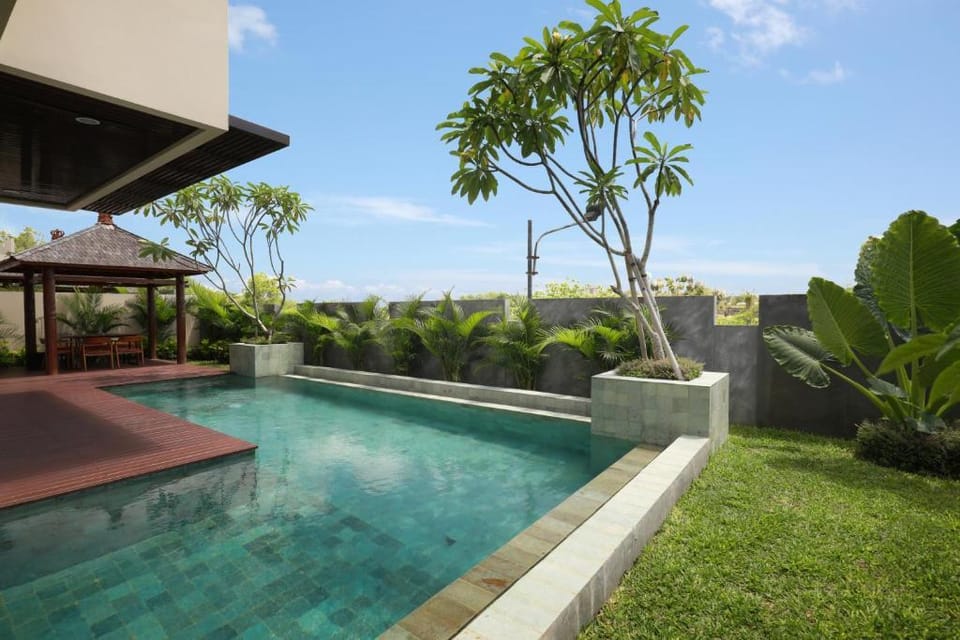 Luxe 3 BR Private Pool Villa #V411 Villa in Kuta Selatan